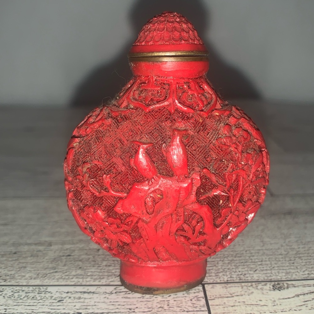 Antique Chinese Snuff Bottle Red Cinnabar Lacquer Resin Bird Tree Water Lilly